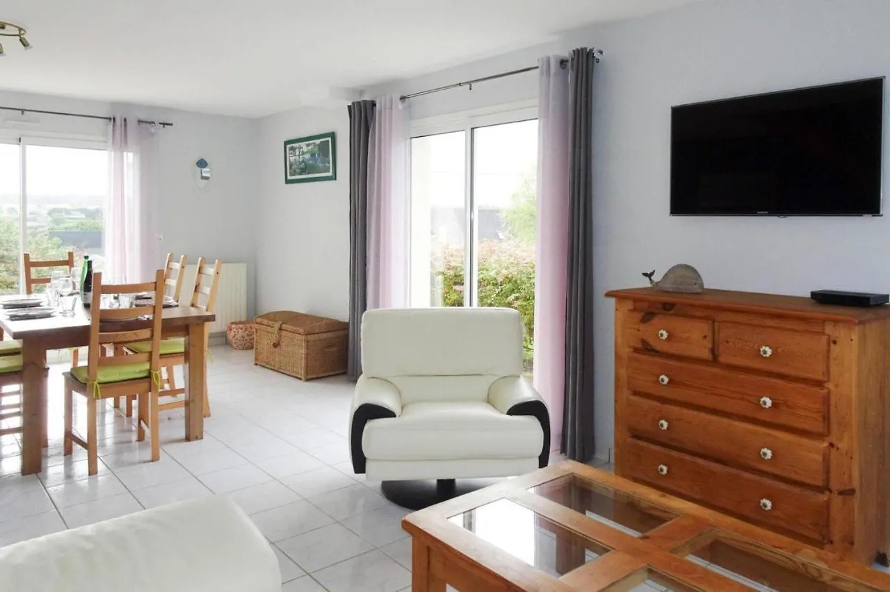 Nice Holiday Home With Beautiful Garden, Paimpol 0*,