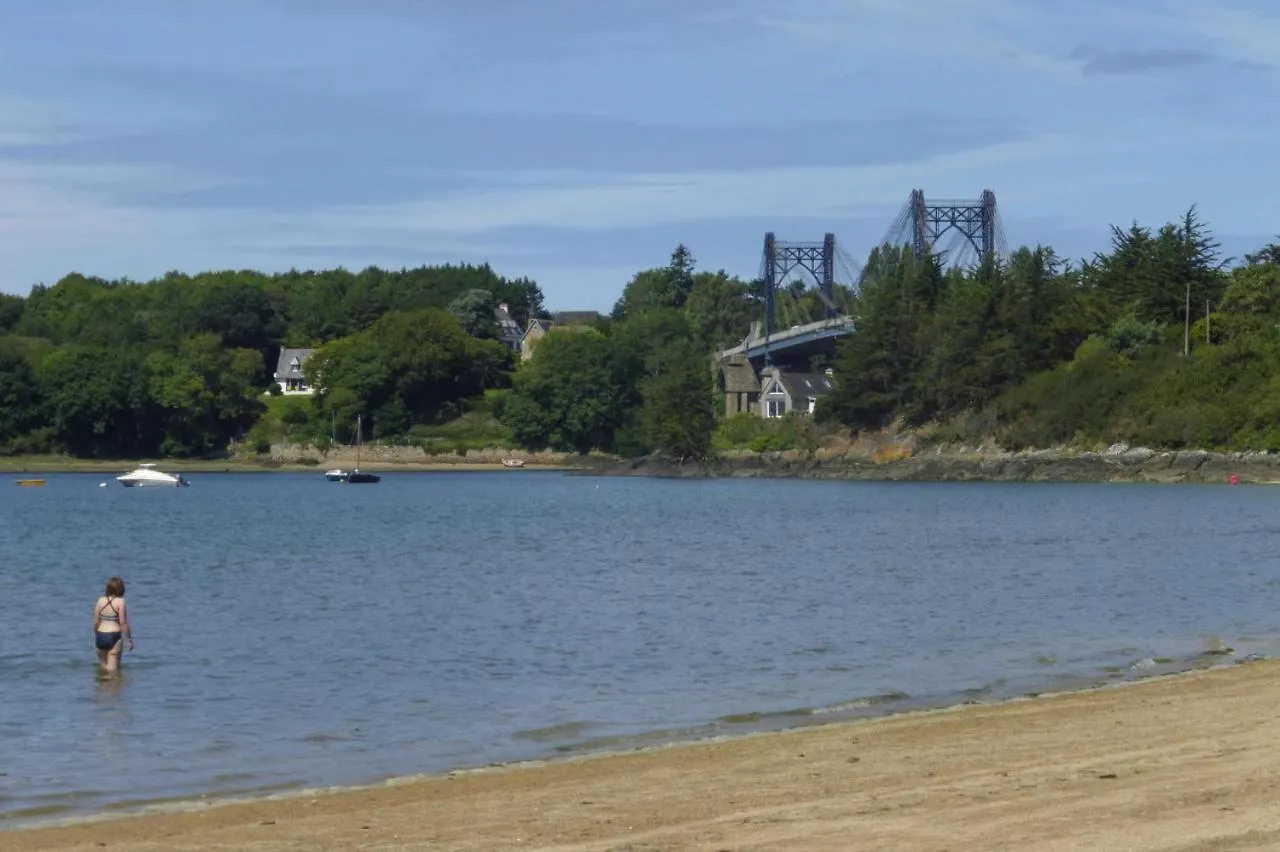 Nice Holiday Home With Beautiful Garden, Paimpol