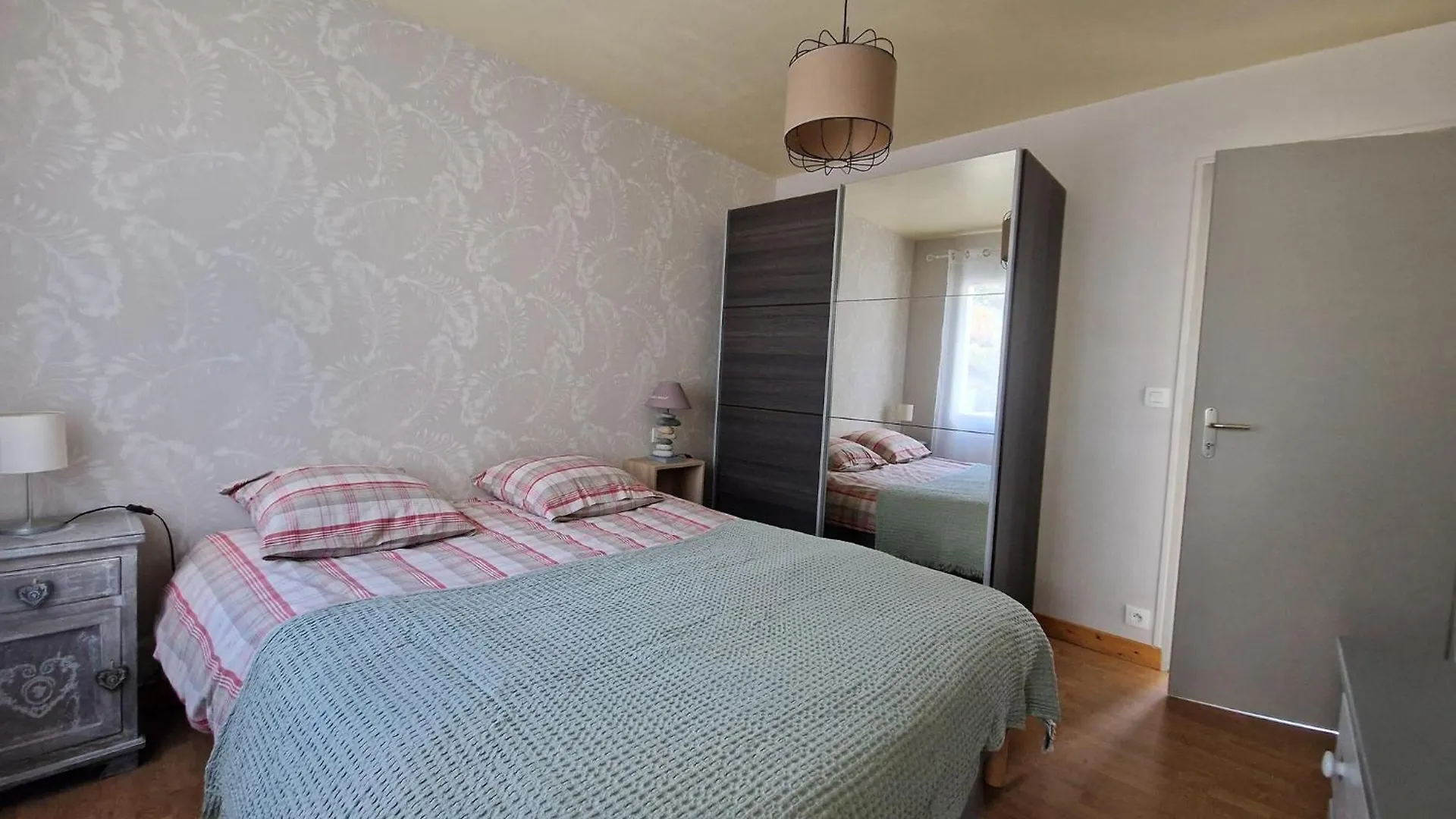 Nice Holiday Home With Beautiful Garden, Paimpol France